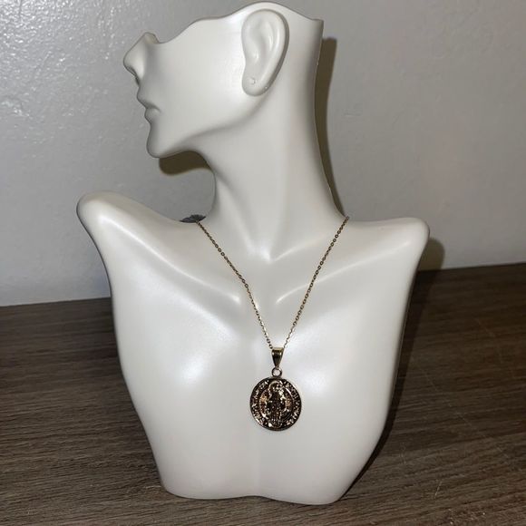 Jewelry - ❤️sold❤️Saint Benedict Necklace. Size 18”
